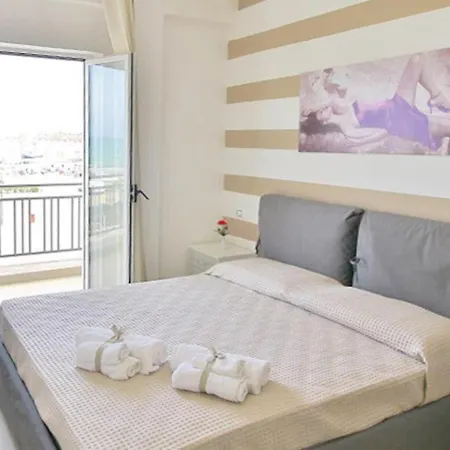 Alba Living Boutique מלון