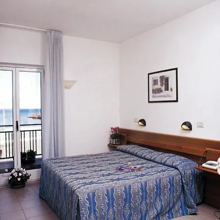 Alba Living Boutique מלון 3*