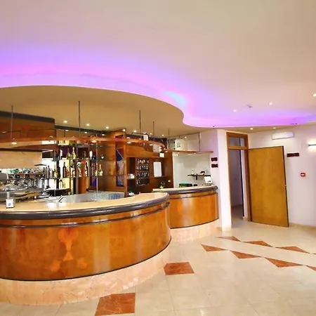 Alba Living Boutique מלון רודי גרגניקו