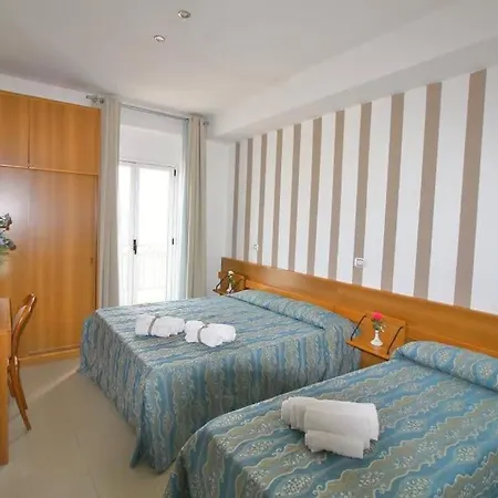 Alba Living Boutique מלון