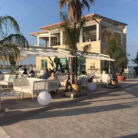 מלון Alba Living Boutique רודי גרגניקו